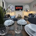 Luxury Flat With Free Parking Harrogate
