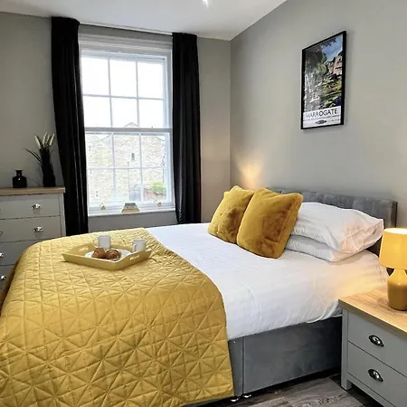 Luxury Flat With Free Parking * 해러게이트