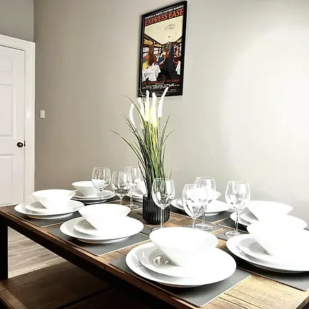 Luxury Flat With Free Parking هاروغايت